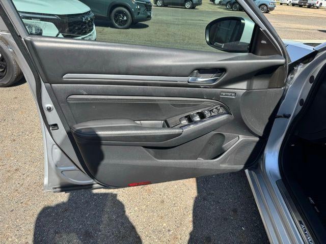 2020 Nissan Altima 2.0 Platinum