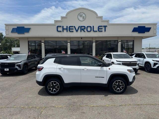2025 Jeep Compass Trailhawk