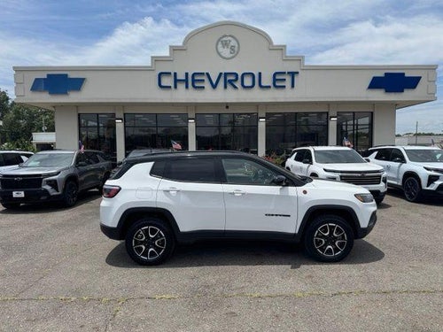 2025 Jeep Compass Trailhawk