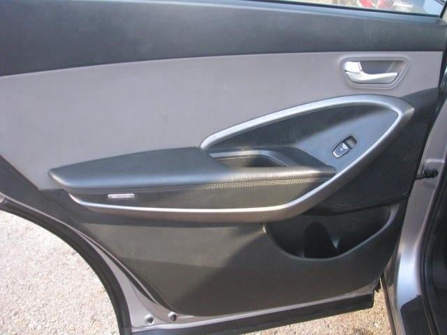 2017 Hyundai Santa Fe SE